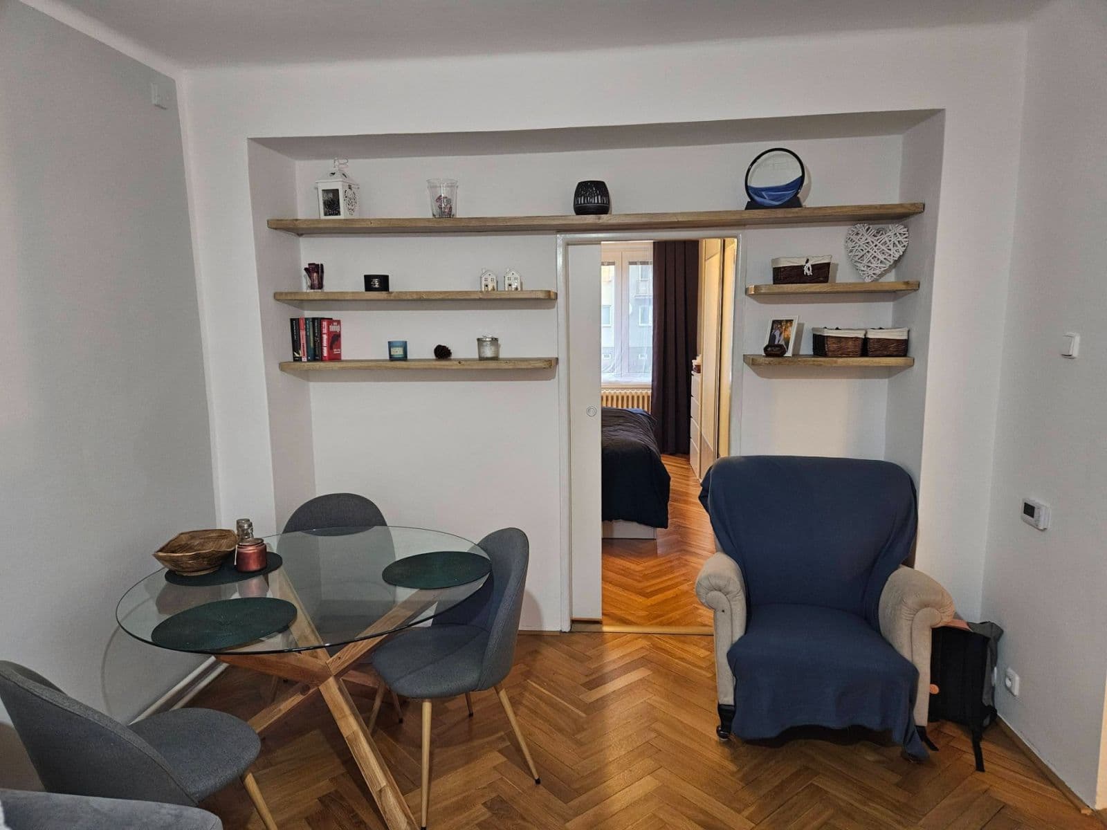 Pronájem bytu 3+1 73 m², Sezemická, Pardubice, Pardubický kraj Pronájem bytu 3+1 73 m², Sezemická, Pardubice, Pardubický kraj