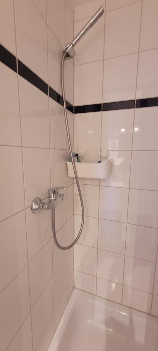 Prodej bytu 1+kk 25 m², Děčínská, Praha, Praha Prodej bytu 1+kk 25 m², Děčínská, Praha, Praha
