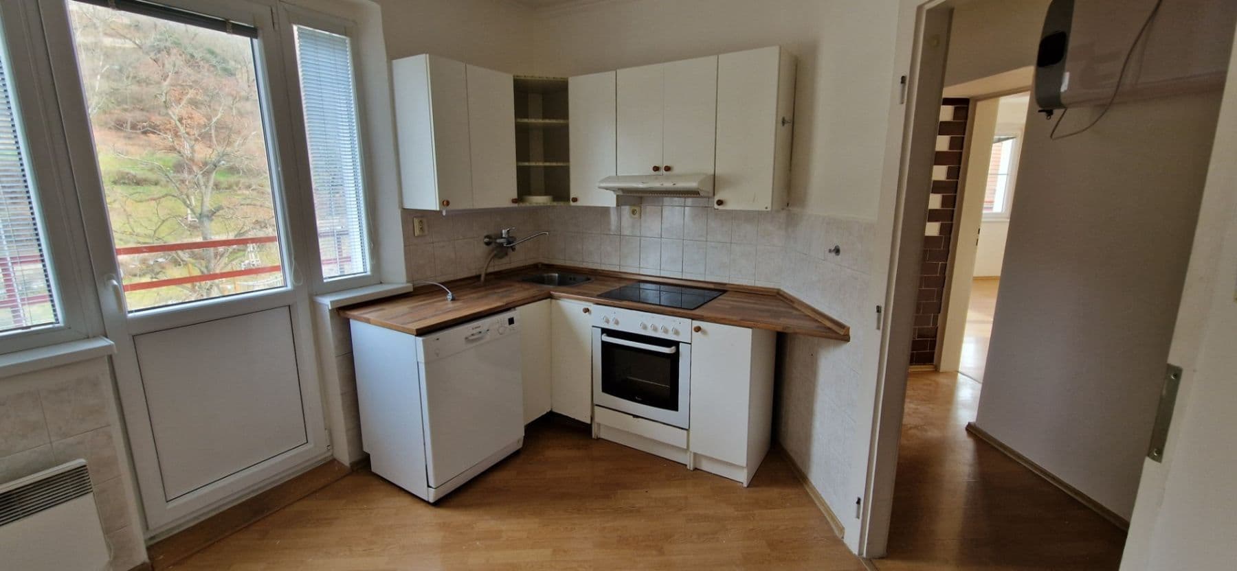 Pronájem bytu 3+1 75 m², Pellicova, Brno, Jihomoravský kraj Pronájem bytu 3+1 75 m², Pellicova, Brno, Jihomoravský kraj