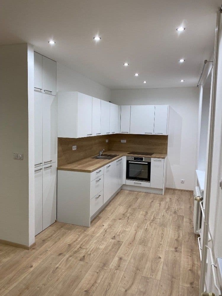 Pronájem bytu 2+kk 54 m², Bojanovická, Praha, Praha Pronájem bytu 2+kk 54 m², Bojanovická, Praha, Praha