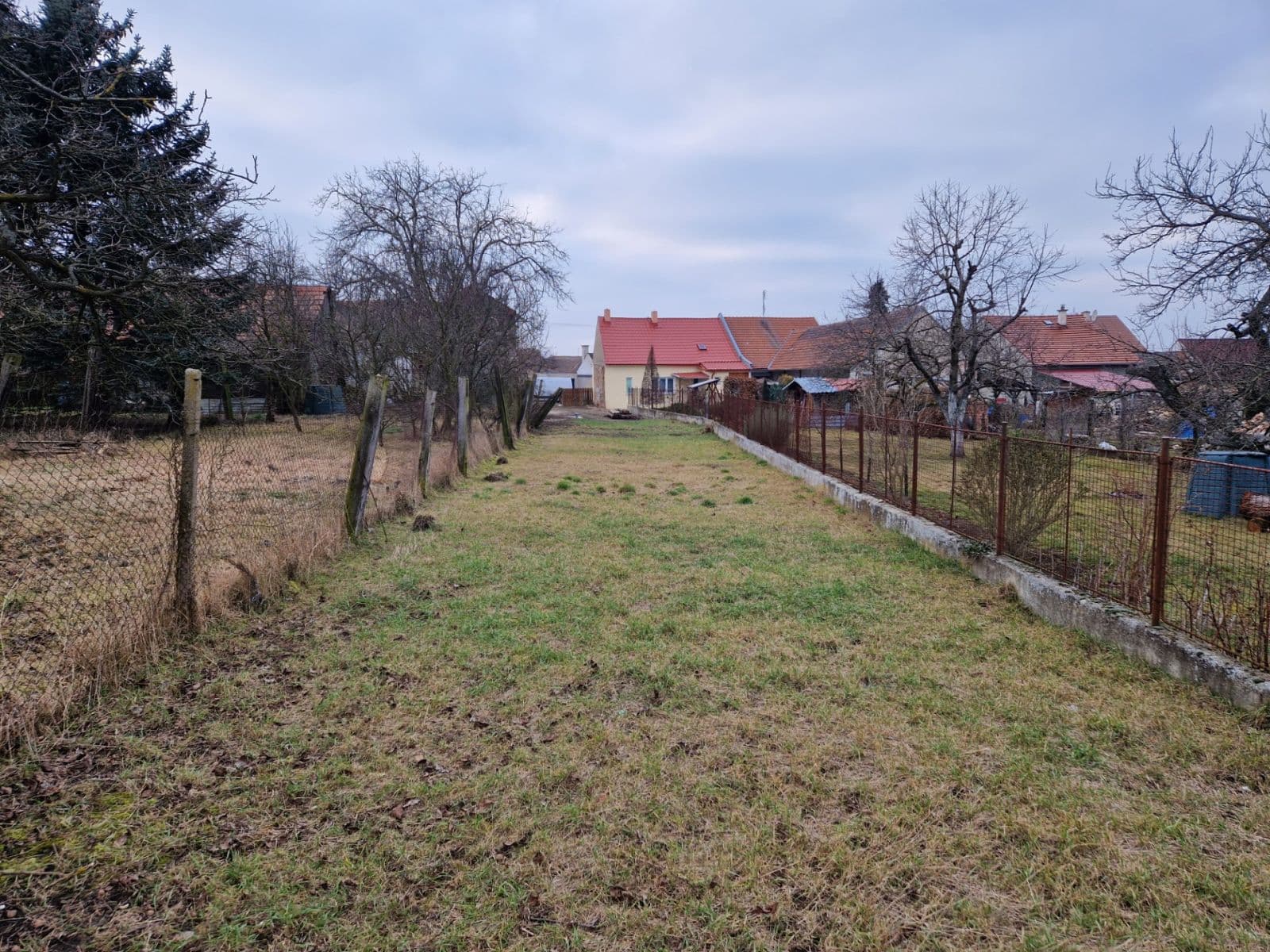 Prodej pozemku 506 m², Zadní, Pouzdřany, Jihomoravský kraj Prodej pozemku 506 m², Zadní, Pouzdřany, Jihomoravský kraj