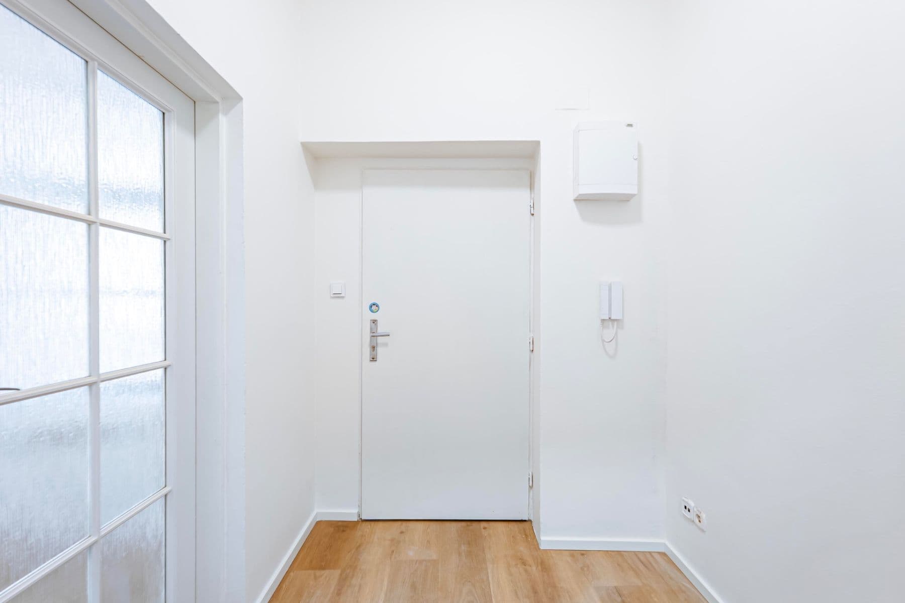 Pronájem bytu 1+kk 26 m², U Kublova, Praha, Praha Pronájem bytu 1+kk 26 m², U Kublova, Praha, Praha