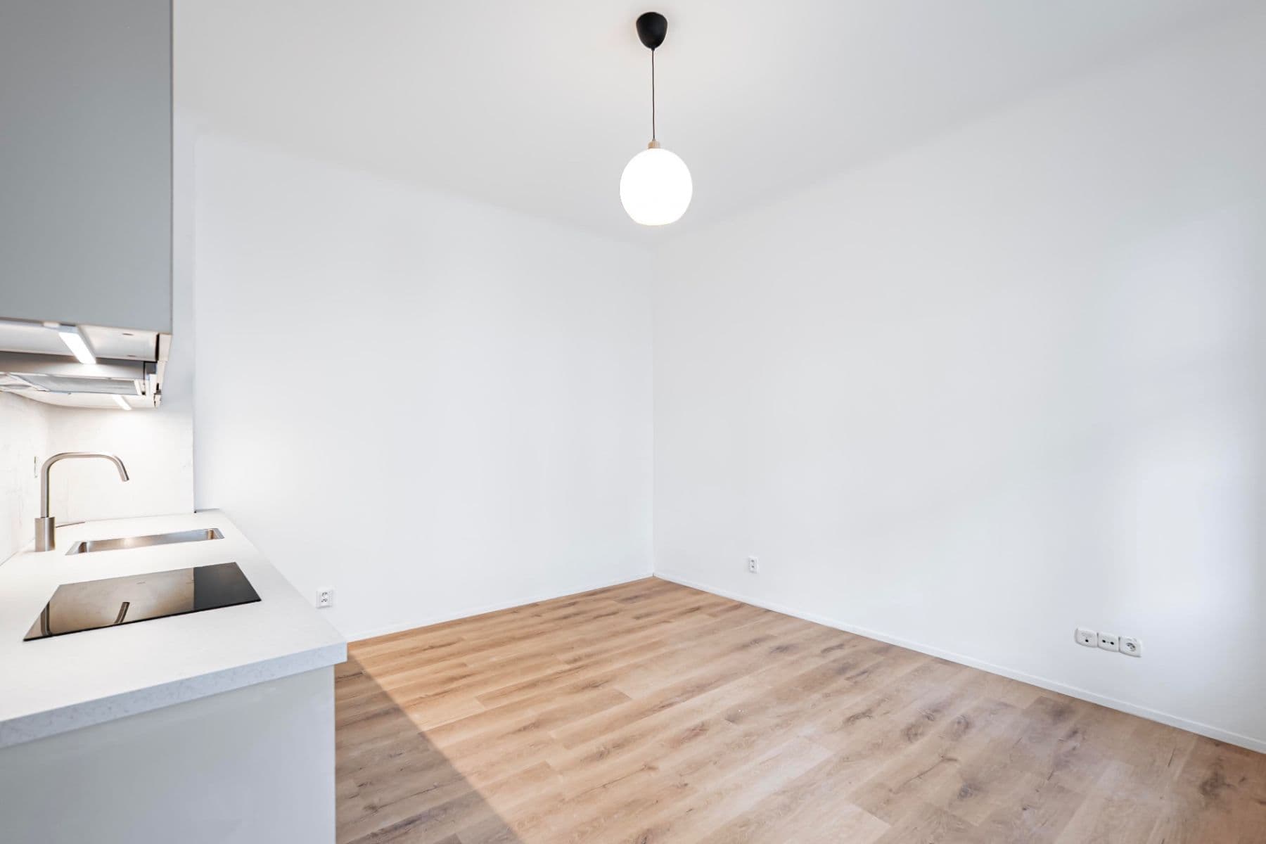 Pronájem bytu 1+kk 26 m², U Kublova, Praha, Praha Pronájem bytu 1+kk 26 m², U Kublova, Praha, Praha