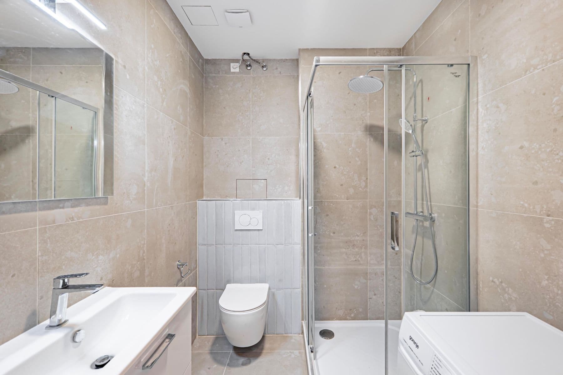 Pronájem bytu 1+kk 26 m², U Kublova, Praha, Praha Pronájem bytu 1+kk 26 m², U Kublova, Praha, Praha