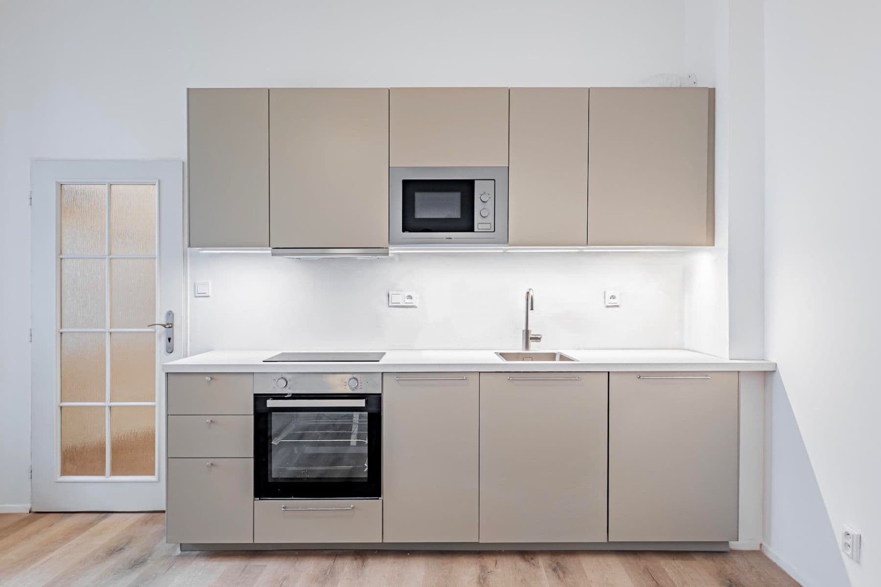 Pronájem bytu 1+kk 26 m², U Kublova, Praha, Praha Pronájem bytu 1+kk 26 m², U Kublova, Praha, Praha