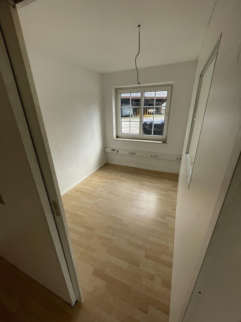 Pronájem nebytového prostoru 660 m², Hennewich 21, Rosendahl, Severní Porýní-Vestfálsko Pronájem nebytového prostoru 660 m², Hennewich 21, Rosendahl, Severní Porýní-Vestfálsko