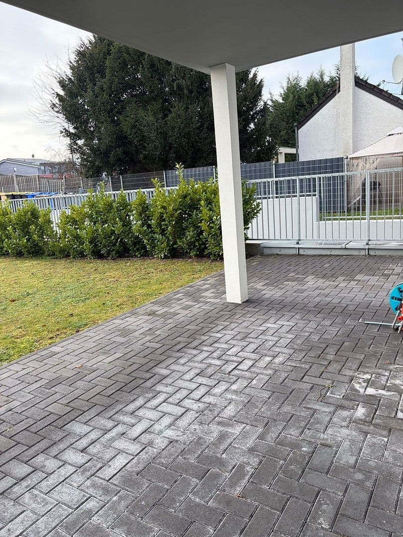 Pronájem bytu 3+1 94 m², Bonner Str. 103, Erftstadt, Severní Porýní-Vestfálsko Pronájem bytu 3+1 94 m², Bonner Str. 103, Erftstadt, Severní Porýní-Vestfálsko