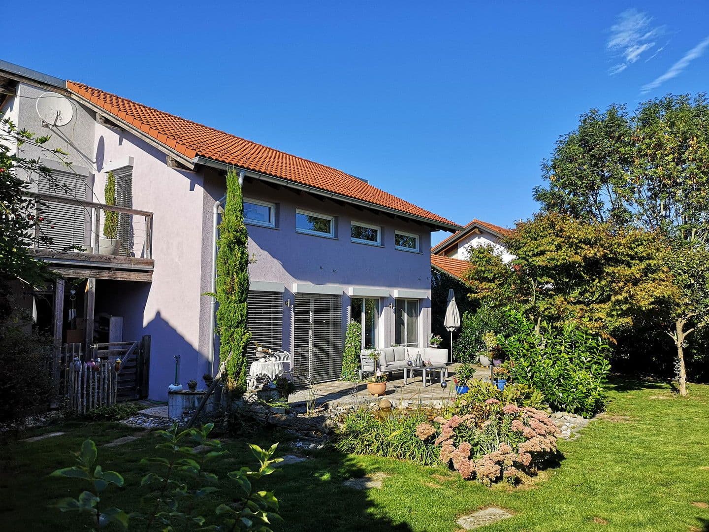 Prodej domu 155 m², pozemek 721 m², Nelkenstr. 10, Kirchweidach, Bavorsko Prodej domu 155 m², pozemek 721 m², Nelkenstr. 10, Kirchweidach, Bavorsko