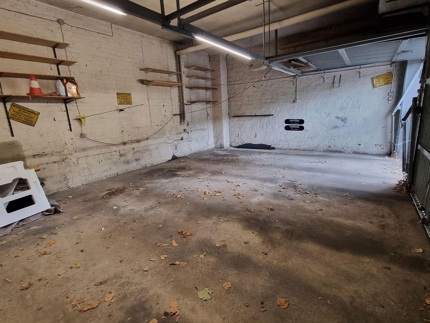 Prodej garáže, Hasselsstraße 73, Düsseldorf, Severní Porýní-Vestfálsko Prodej garáže, Hasselsstraße 73, Düsseldorf, Severní Porýní-Vestfálsko