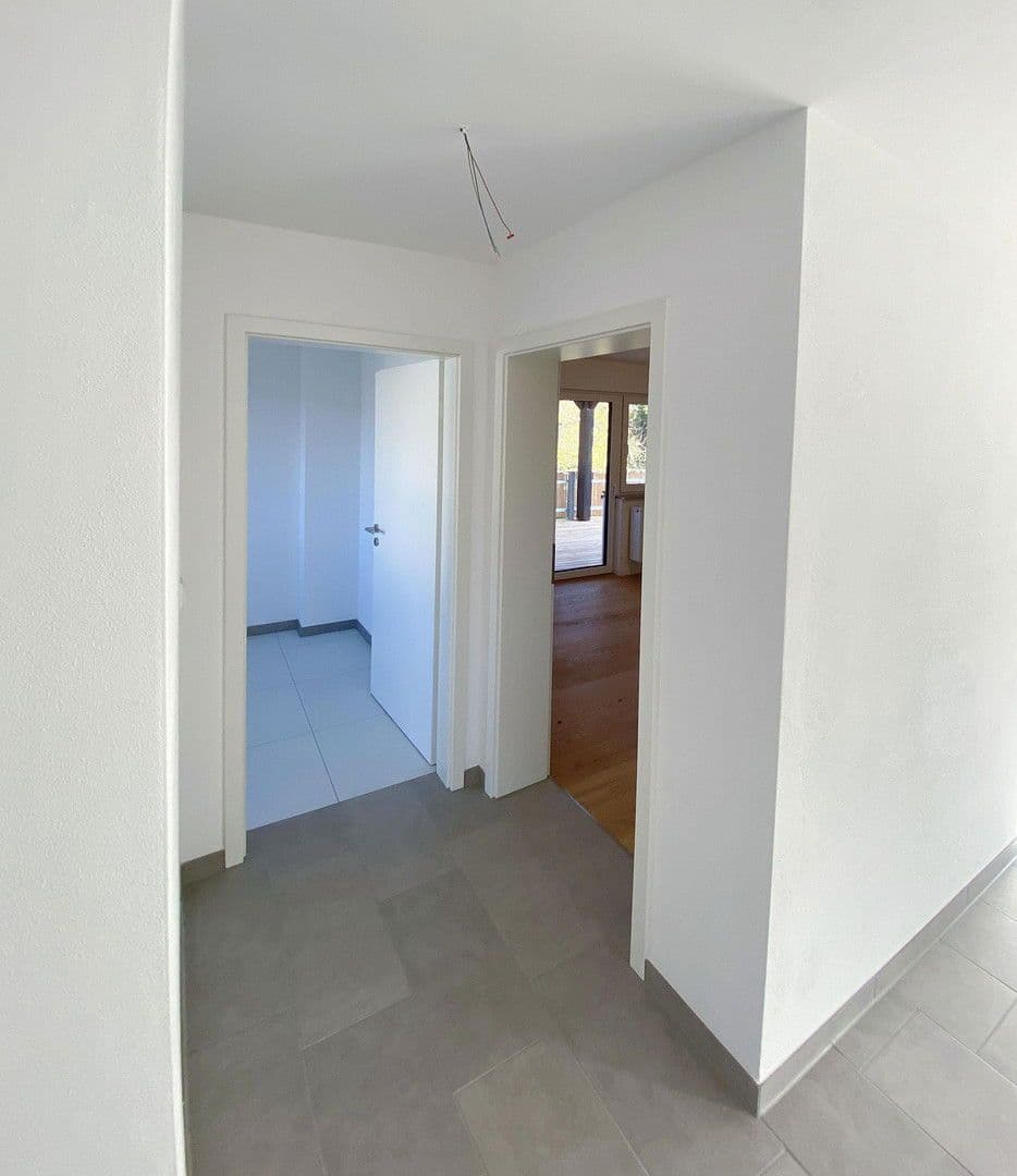 Prodej domu 256 m², pozemek 510 m², Konditorgaßl 4, Ruhmannsfelden, Bavorsko Prodej domu 256 m², pozemek 510 m², Konditorgaßl 4, Ruhmannsfelden, Bavorsko