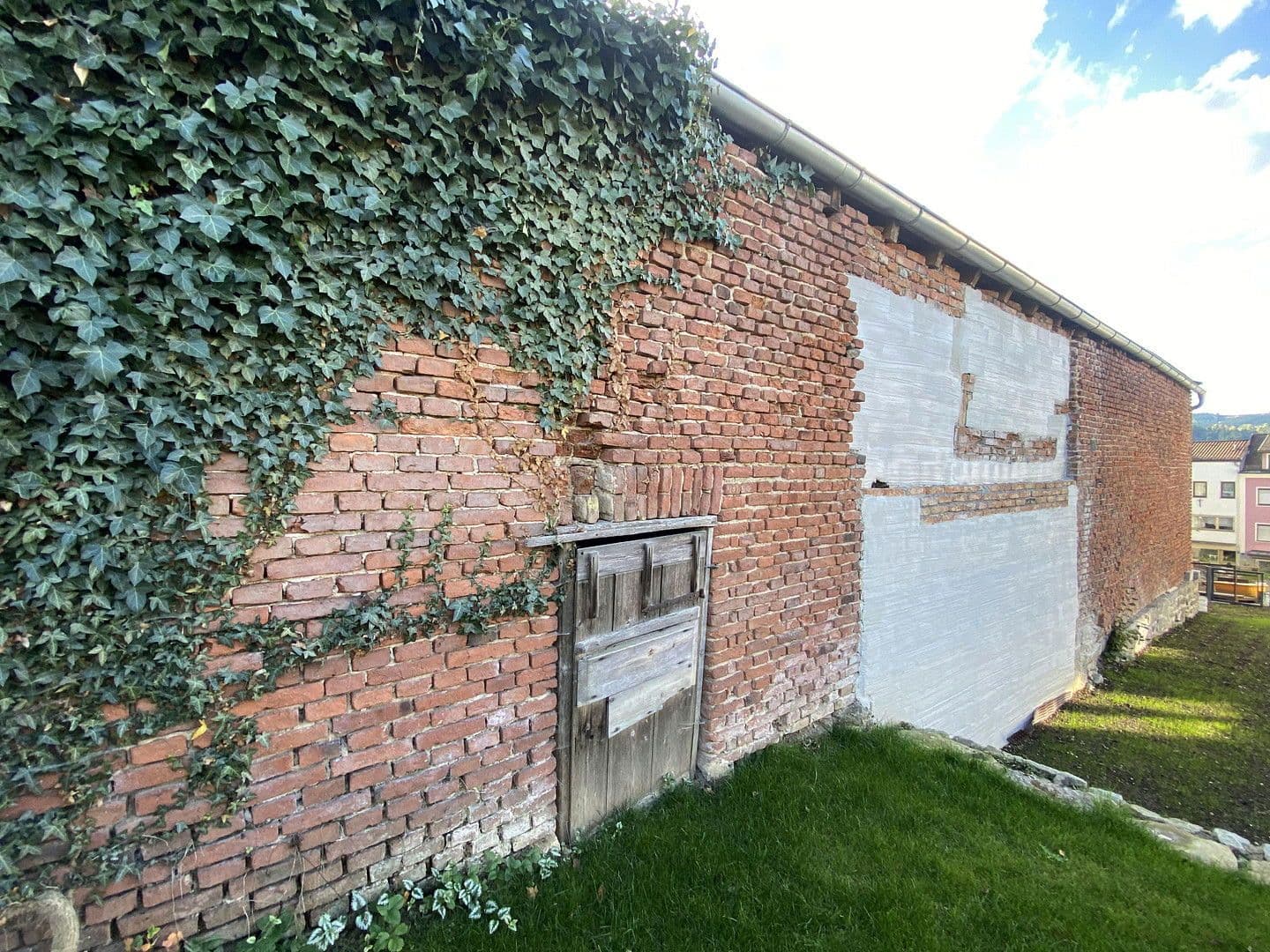 Prodej domu 256 m², pozemek 510 m², Konditorgaßl 4, Ruhmannsfelden, Bavorsko Prodej domu 256 m², pozemek 510 m², Konditorgaßl 4, Ruhmannsfelden, Bavorsko