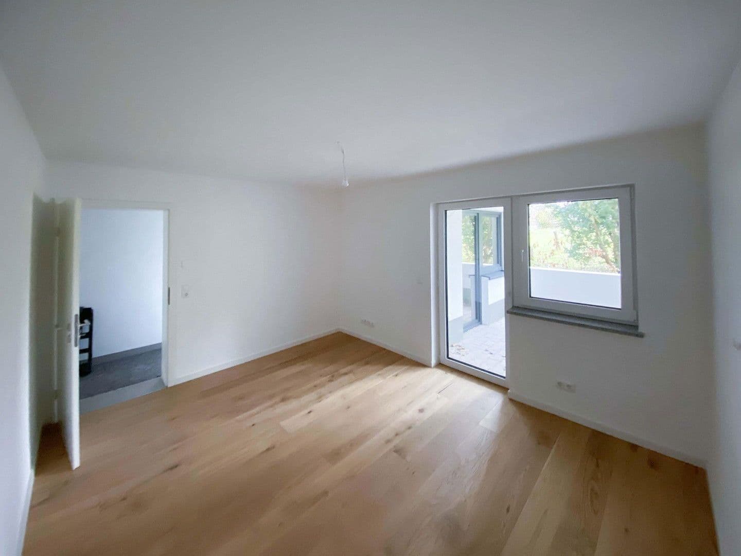 Prodej domu 256 m², pozemek 510 m², Konditorgaßl 4, Ruhmannsfelden, Bavorsko Prodej domu 256 m², pozemek 510 m², Konditorgaßl 4, Ruhmannsfelden, Bavorsko