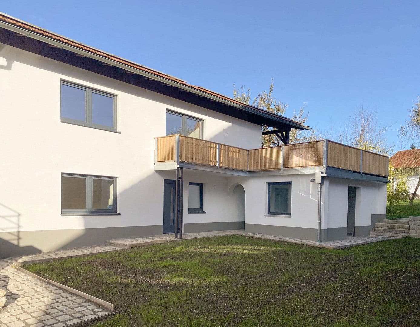 Prodej domu 256 m², pozemek 510 m², Konditorgaßl 4, Ruhmannsfelden, Bavorsko Prodej domu 256 m², pozemek 510 m², Konditorgaßl 4, Ruhmannsfelden, Bavorsko