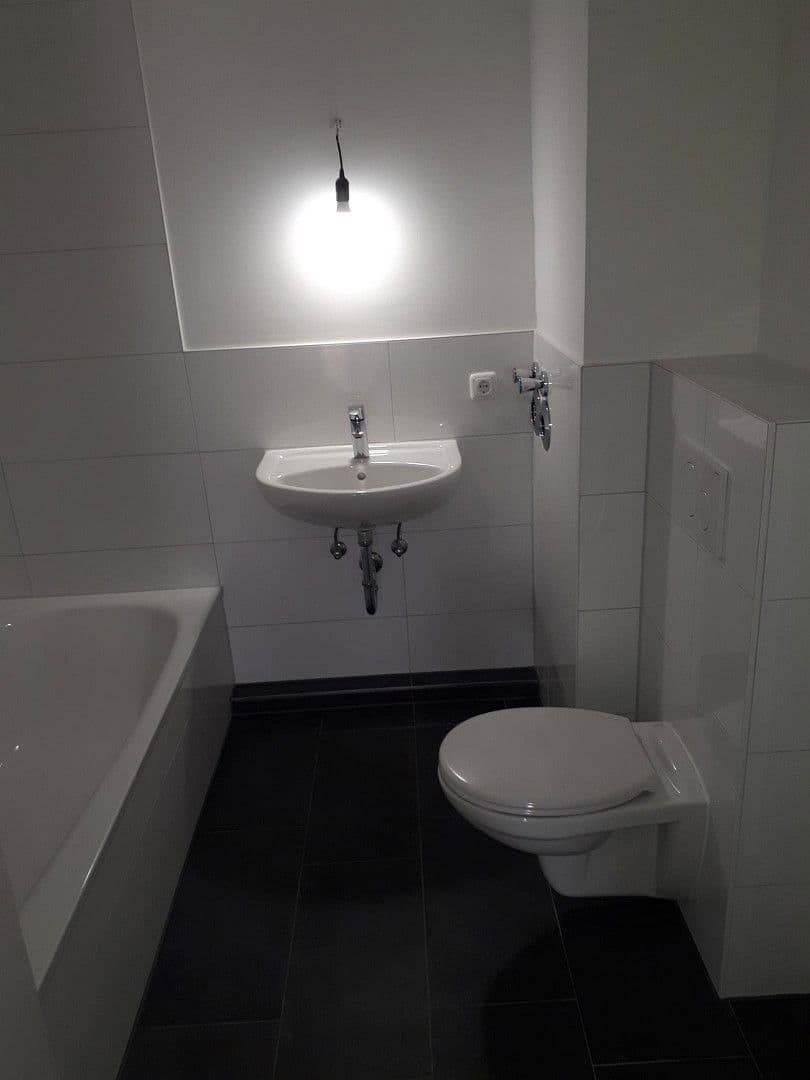 Pronájem bytu 2+1 61 m², Brahmsstr.16, Lübeck, Šlesvicko-Holštýnsko Pronájem bytu 2+1 61 m², Brahmsstr.16, Lübeck, Šlesvicko-Holštýnsko