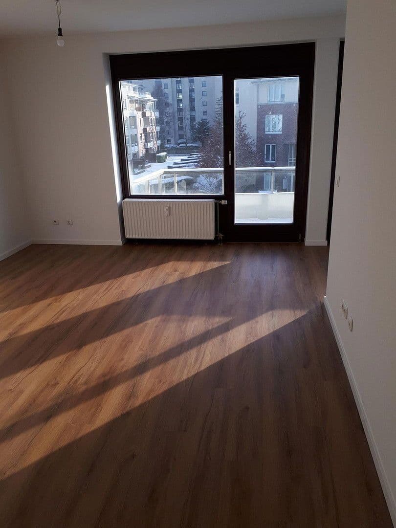 Pronájem bytu 2+1 61 m², Brahmsstr.16, Lübeck, Šlesvicko-Holštýnsko Pronájem bytu 2+1 61 m², Brahmsstr.16, Lübeck, Šlesvicko-Holštýnsko