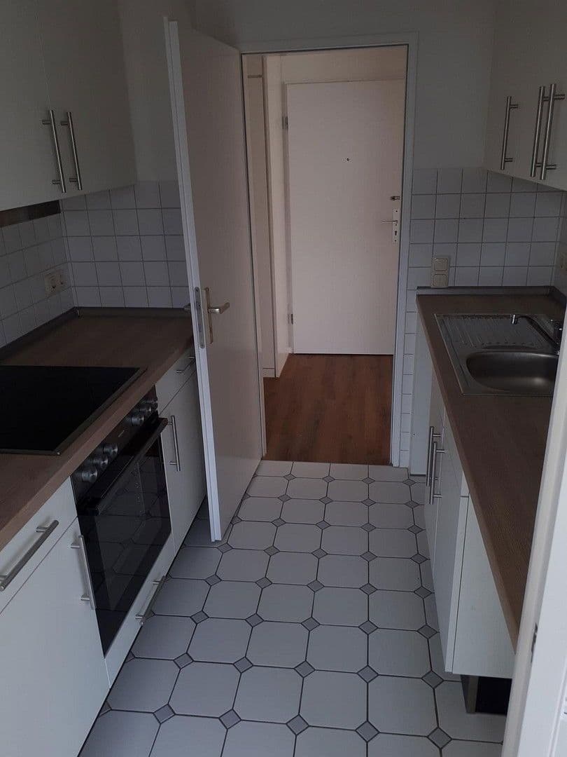 Pronájem bytu 2+1 61 m², Brahmsstr.16, Lübeck, Šlesvicko-Holštýnsko Pronájem bytu 2+1 61 m², Brahmsstr.16, Lübeck, Šlesvicko-Holštýnsko