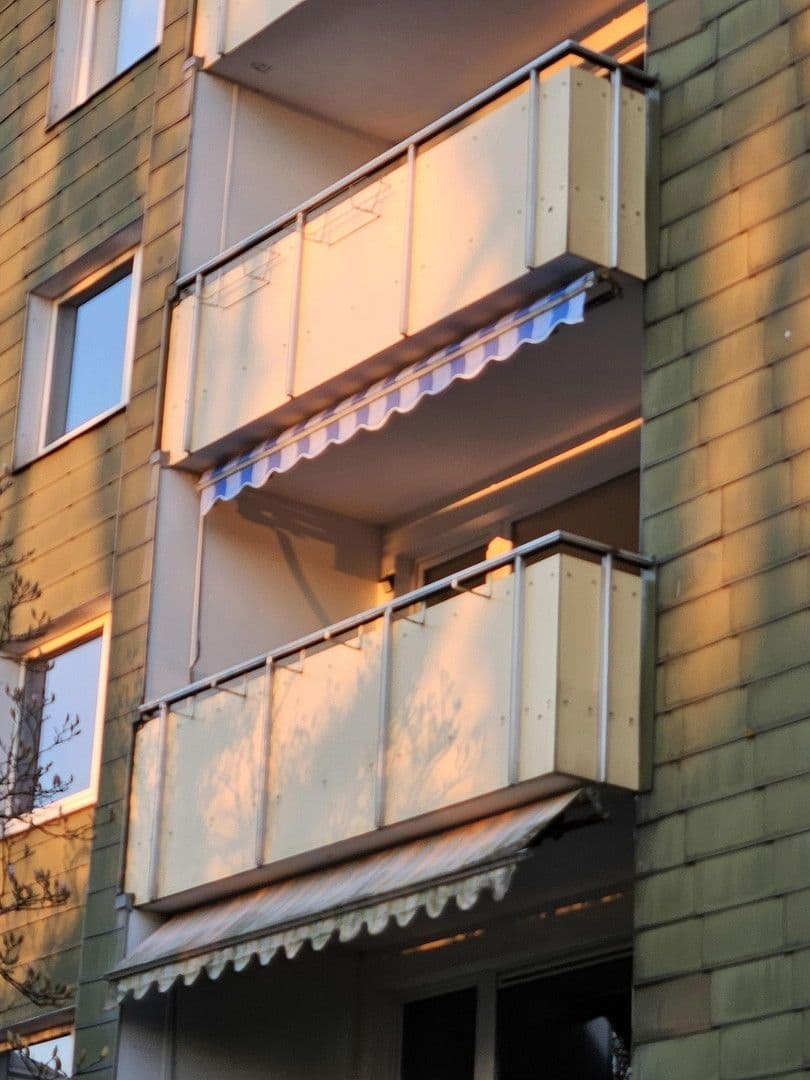 Prodej bytu 3+kk 74 m², Marxstr. 35, Hattingen, Severní Porýní-Vestfálsko Prodej bytu 3+kk 74 m², Marxstr. 35, Hattingen, Severní Porýní-Vestfálsko