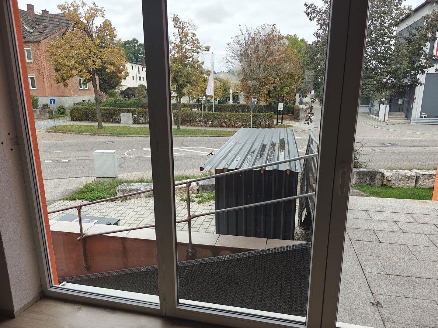 Pronájem kanceláře 240 m², Anbacherstr. 26, Gunzenhausen, Bavorsko Pronájem kanceláře 240 m², Anbacherstr. 26, Gunzenhausen, Bavorsko