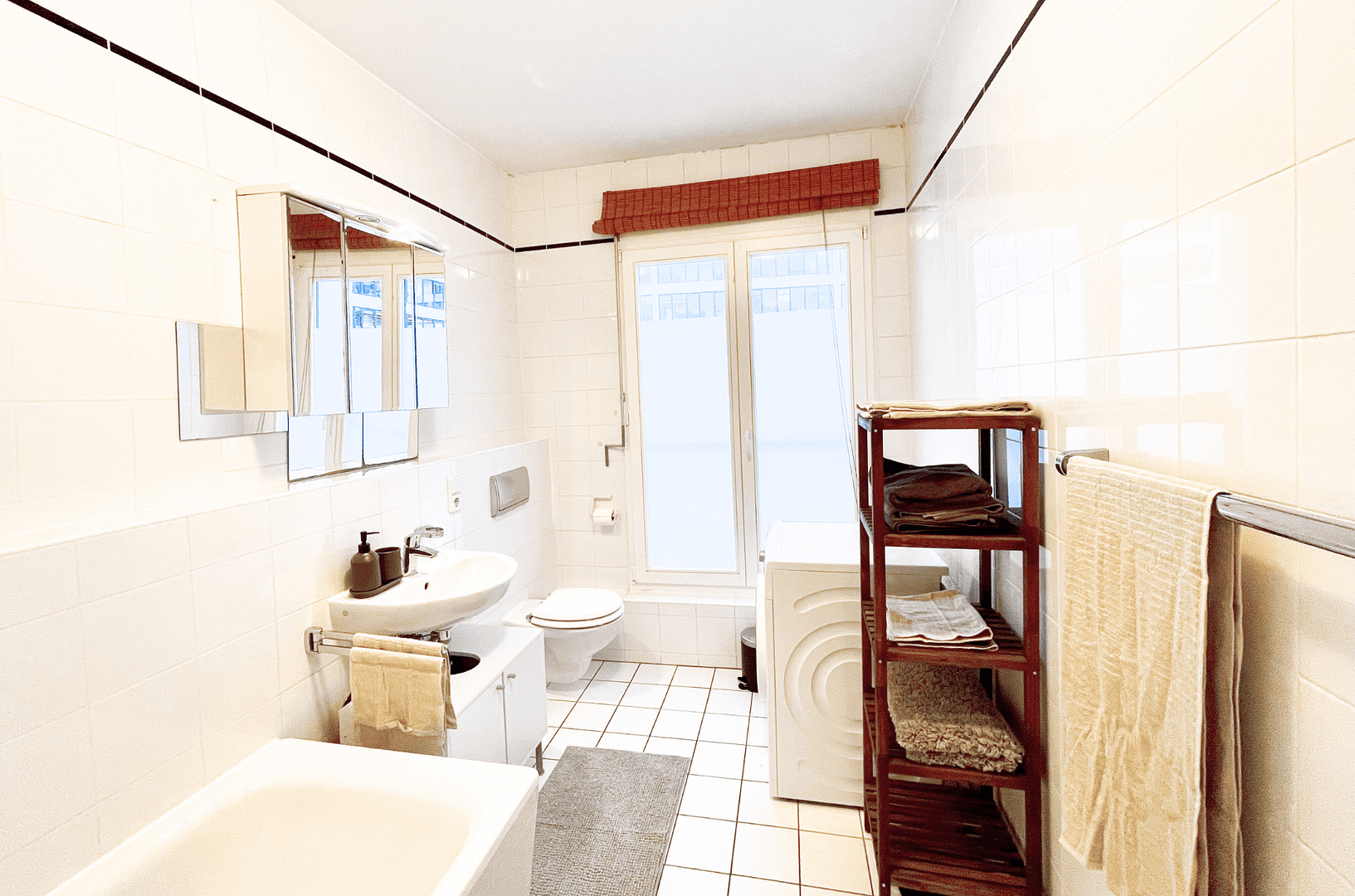 Pronájem bytu 2+1 73 m², Schillerstraße 7A, Berlin, Berlín Pronájem bytu 2+1 73 m², Schillerstraße 7A, Berlin, Berlín