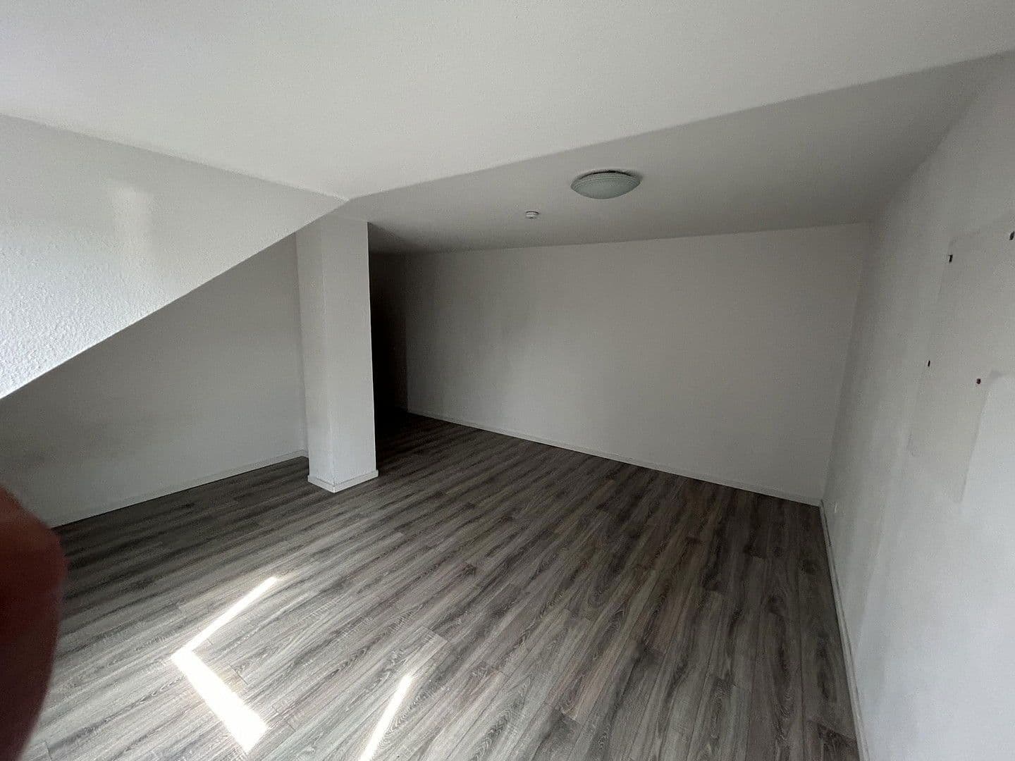 Pronájem bytu 2+1 71 m², Bahnhofstraße 32, Langenfeld (Rheinland), Severní Porýní-Vestfálsko Pronájem bytu 2+1 71 m², Bahnhofstraße 32, Langenfeld (Rheinland), Severní Porýní-Vestfálsko