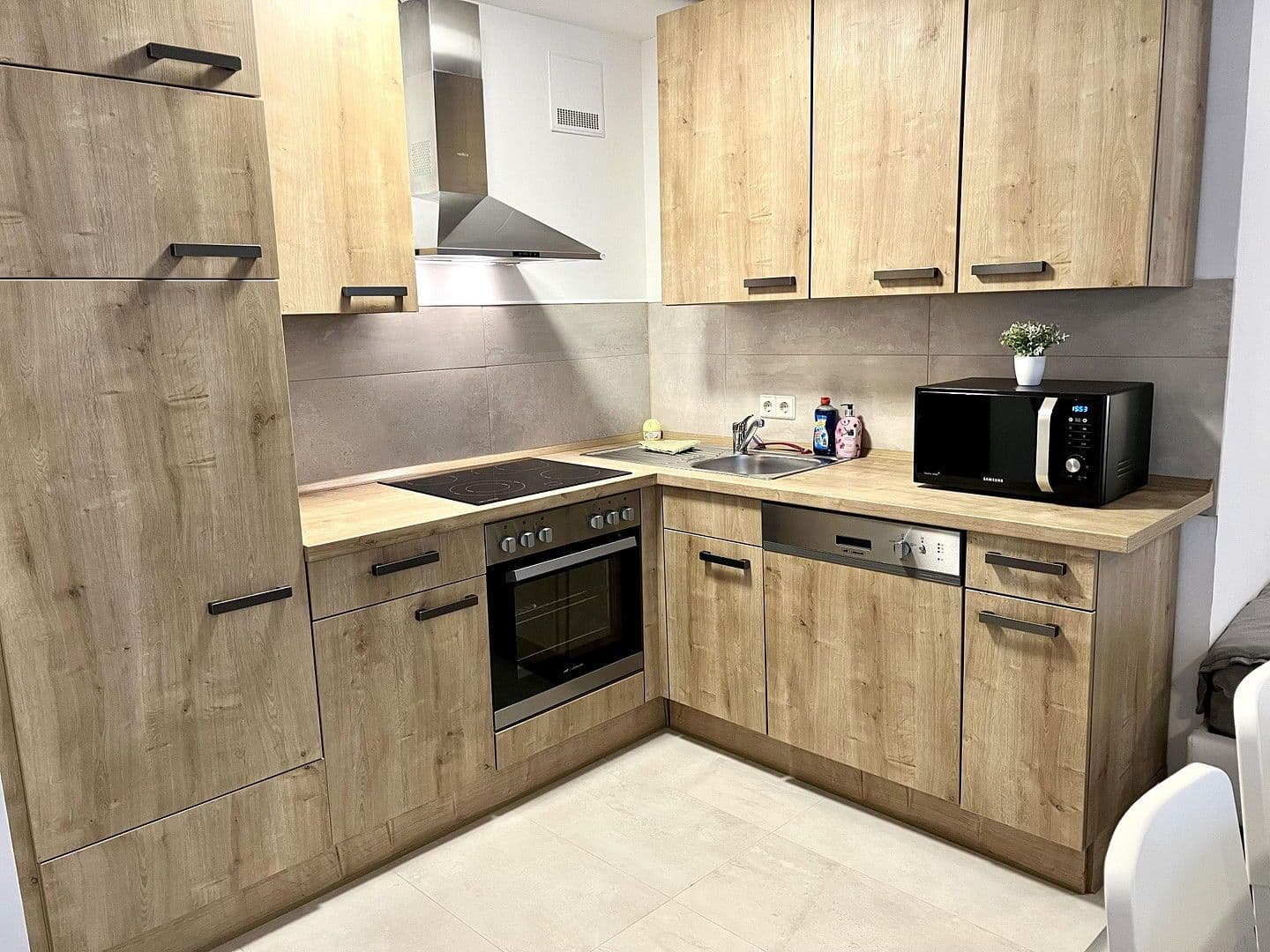 Pronájem bytu 1+kk 43 m², Georg-Böhringer-Weg 70, Göppingen, Bádensko-Württembersko Pronájem bytu 1+kk 43 m², Georg-Böhringer-Weg 70, Göppingen, Bádensko-Württembersko