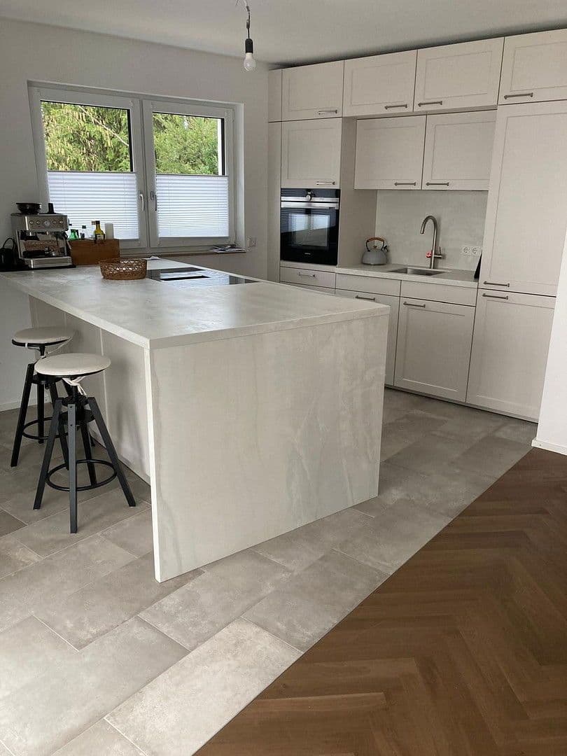 Prodej bytu 3+1 100 m², München, Bavorsko Prodej bytu 3+1 100 m², München, Bavorsko