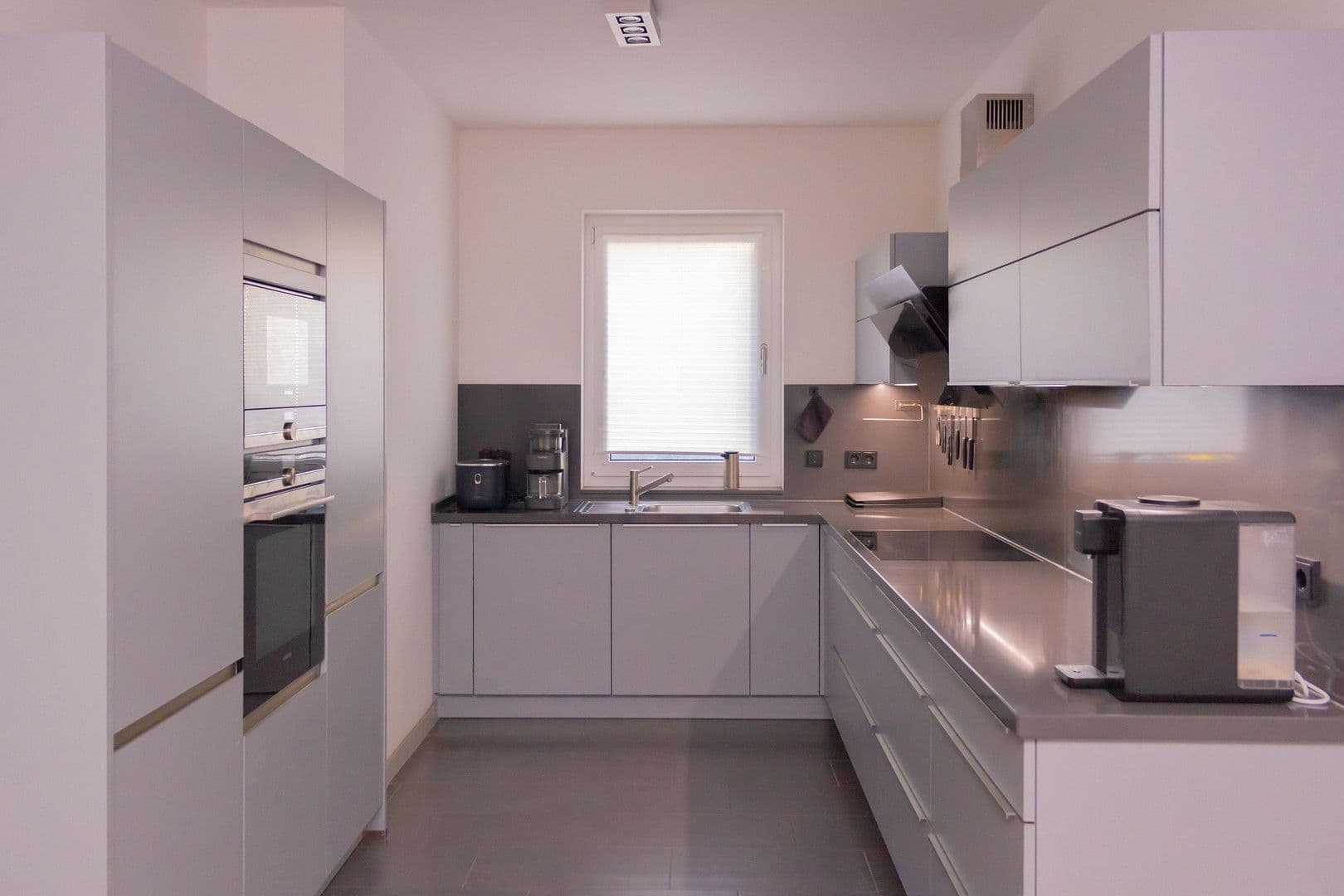 Prodej domu 157 m², pozemek 235 m², Berlin, Berlín Prodej domu 157 m², pozemek 235 m², Berlin, Berlín