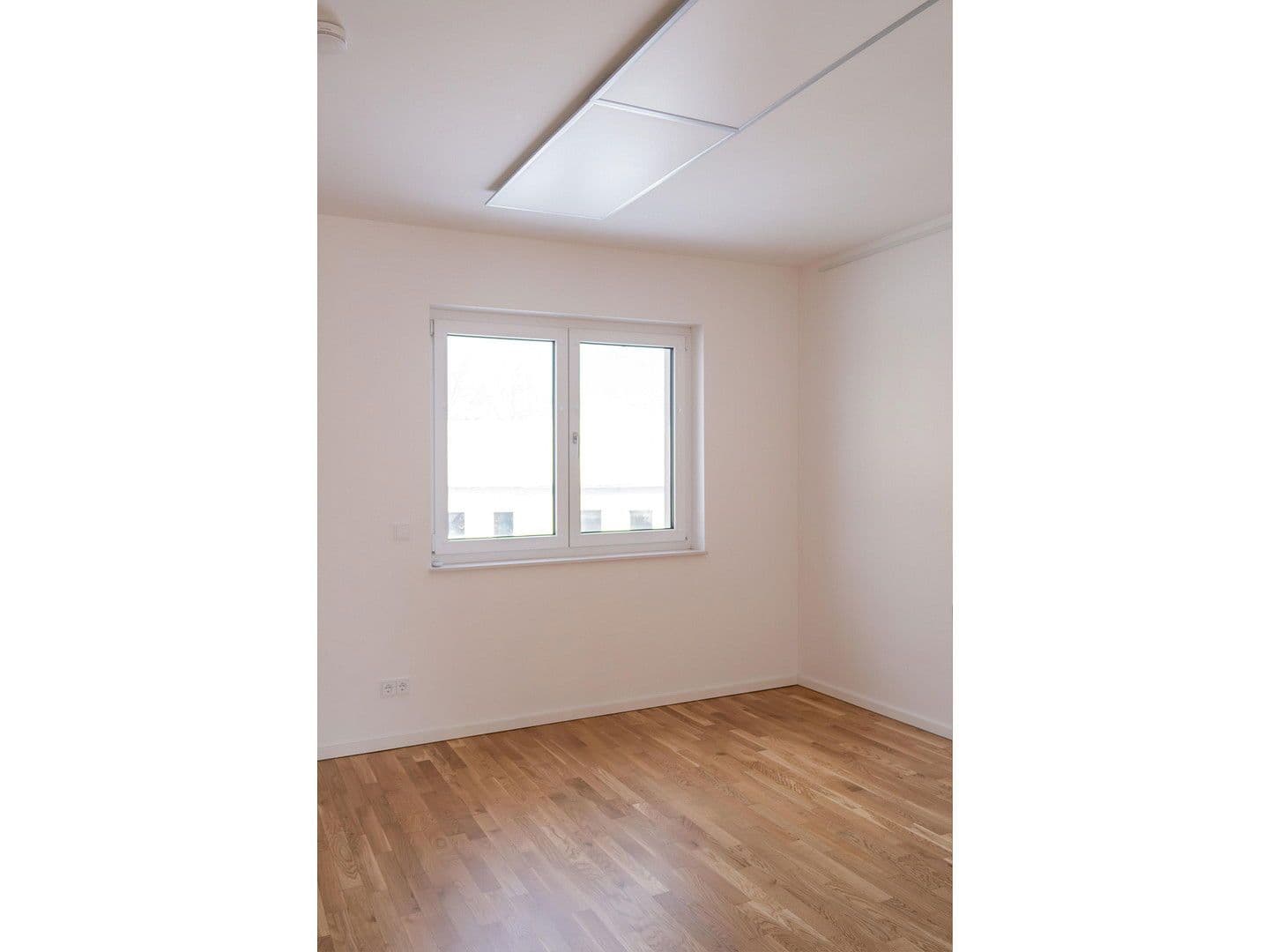 Prodej domu 157 m², pozemek 235 m², Berlin, Berlín Prodej domu 157 m², pozemek 235 m², Berlin, Berlín