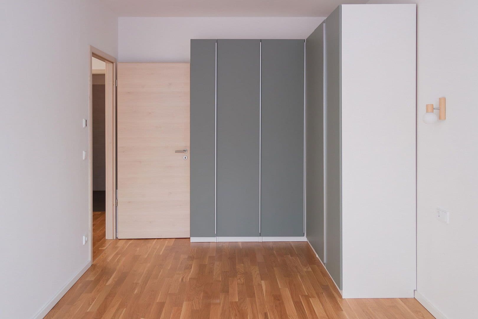 Prodej domu 157 m², pozemek 235 m², Berlin, Berlín Prodej domu 157 m², pozemek 235 m², Berlin, Berlín