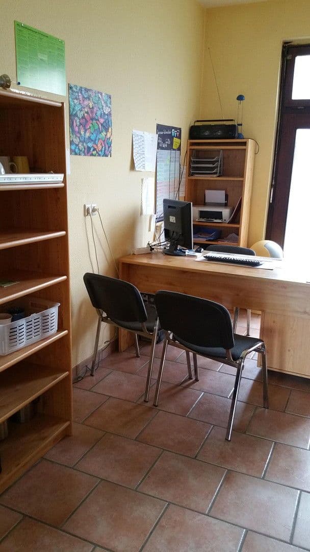 Pronájem nebytového prostoru 40 m², Hauptstr. 30, Ronnenberg, Dolní Sasko Pronájem nebytového prostoru 40 m², Hauptstr. 30, Ronnenberg, Dolní Sasko