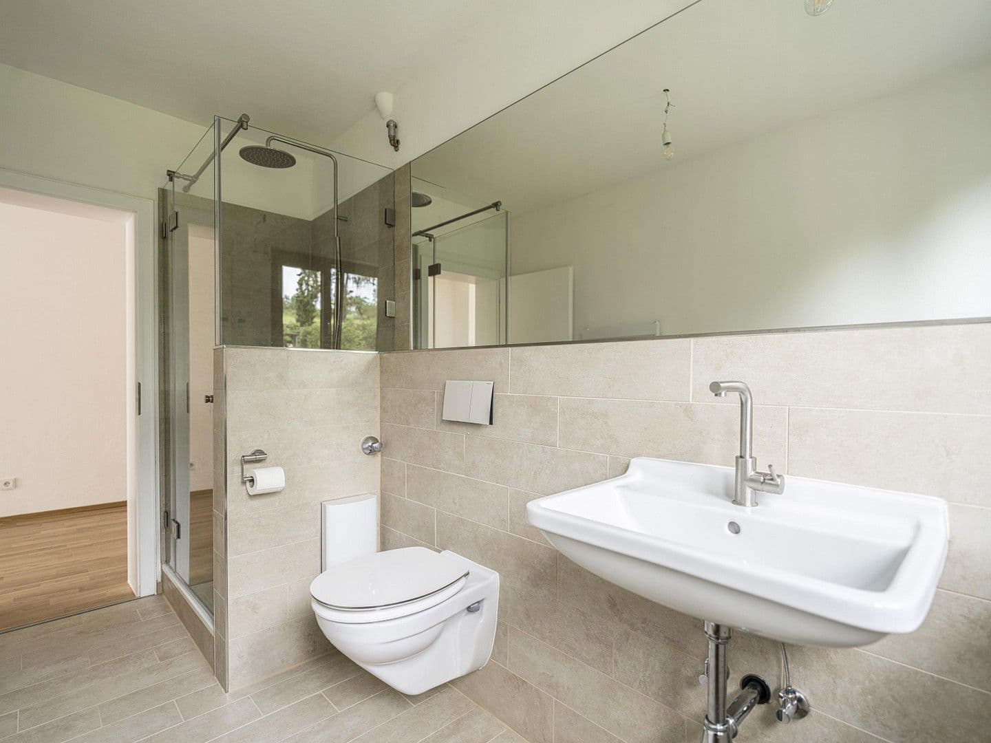 Pronájem bytu 4+1 86 m², Taunusstein, Hessen Pronájem bytu 4+1 86 m², Taunusstein, Hessen