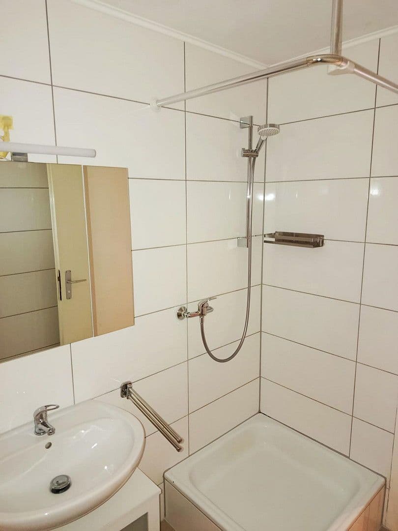 Pronájem bytu 2+1 50 m², Brockenbergstr. 1, Holzgerlingen, Bádensko-Württembersko Pronájem bytu 2+1 50 m², Brockenbergstr. 1, Holzgerlingen, Bádensko-Württembersko