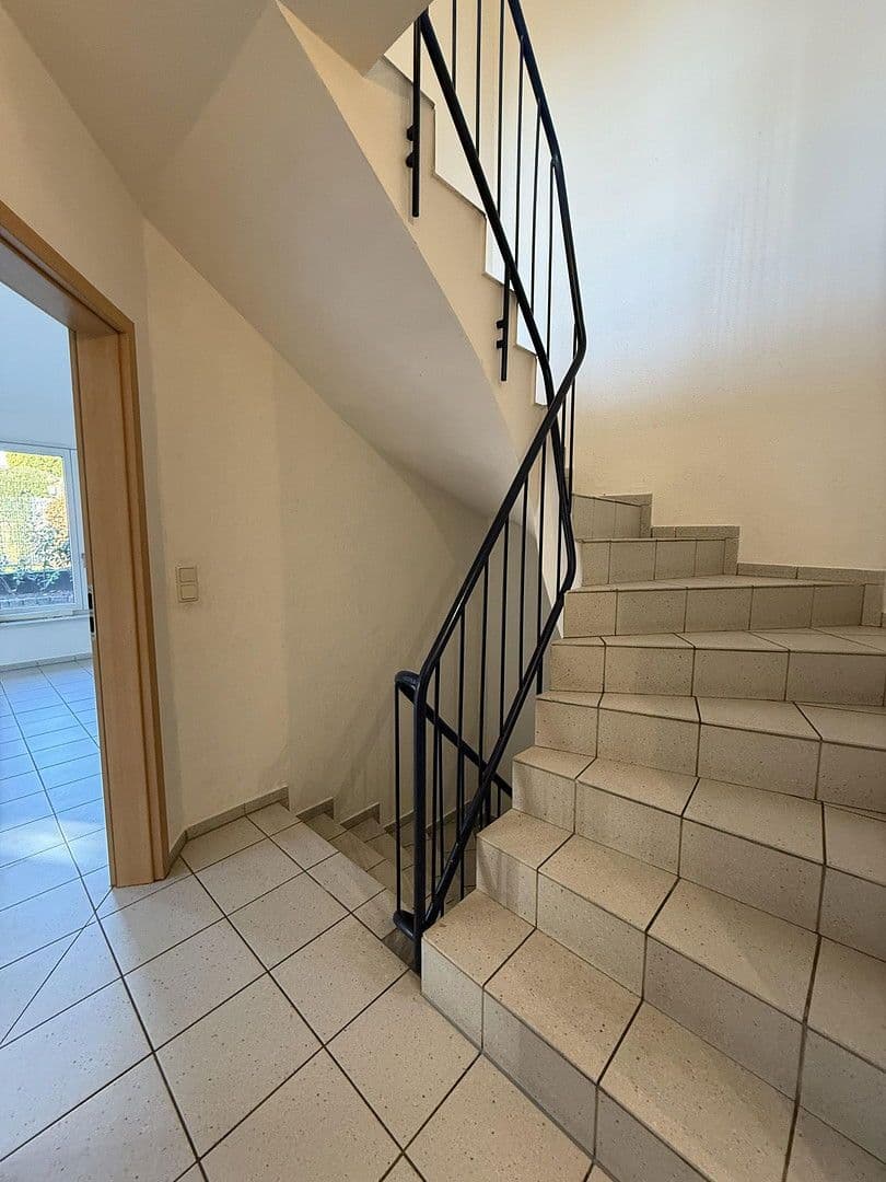 Prodej domu 111 m², pozemek 252 m², Lingen (Ems), Dolní Sasko Prodej domu 111 m², pozemek 252 m², Lingen (Ems), Dolní Sasko