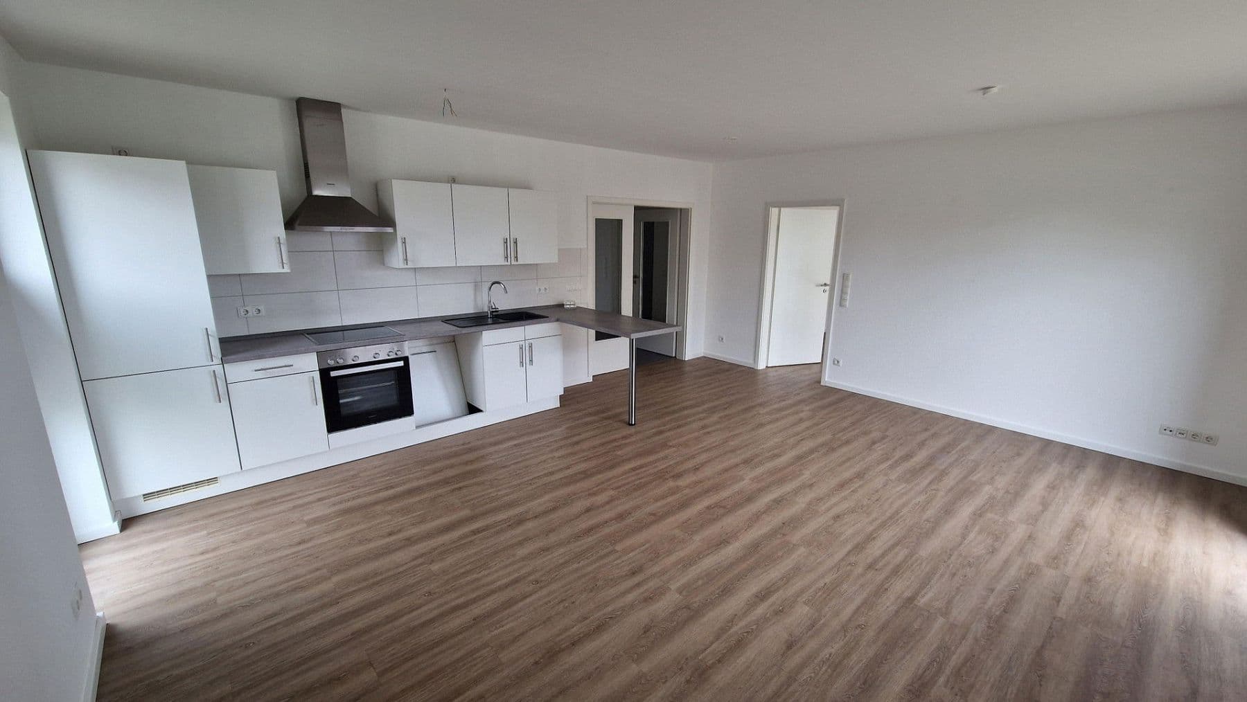Pronájem bytu 2+1 66 m², Kurzer Weg 10, Bardowick, Dolní Sasko Pronájem bytu 2+1 66 m², Kurzer Weg 10, Bardowick, Dolní Sasko