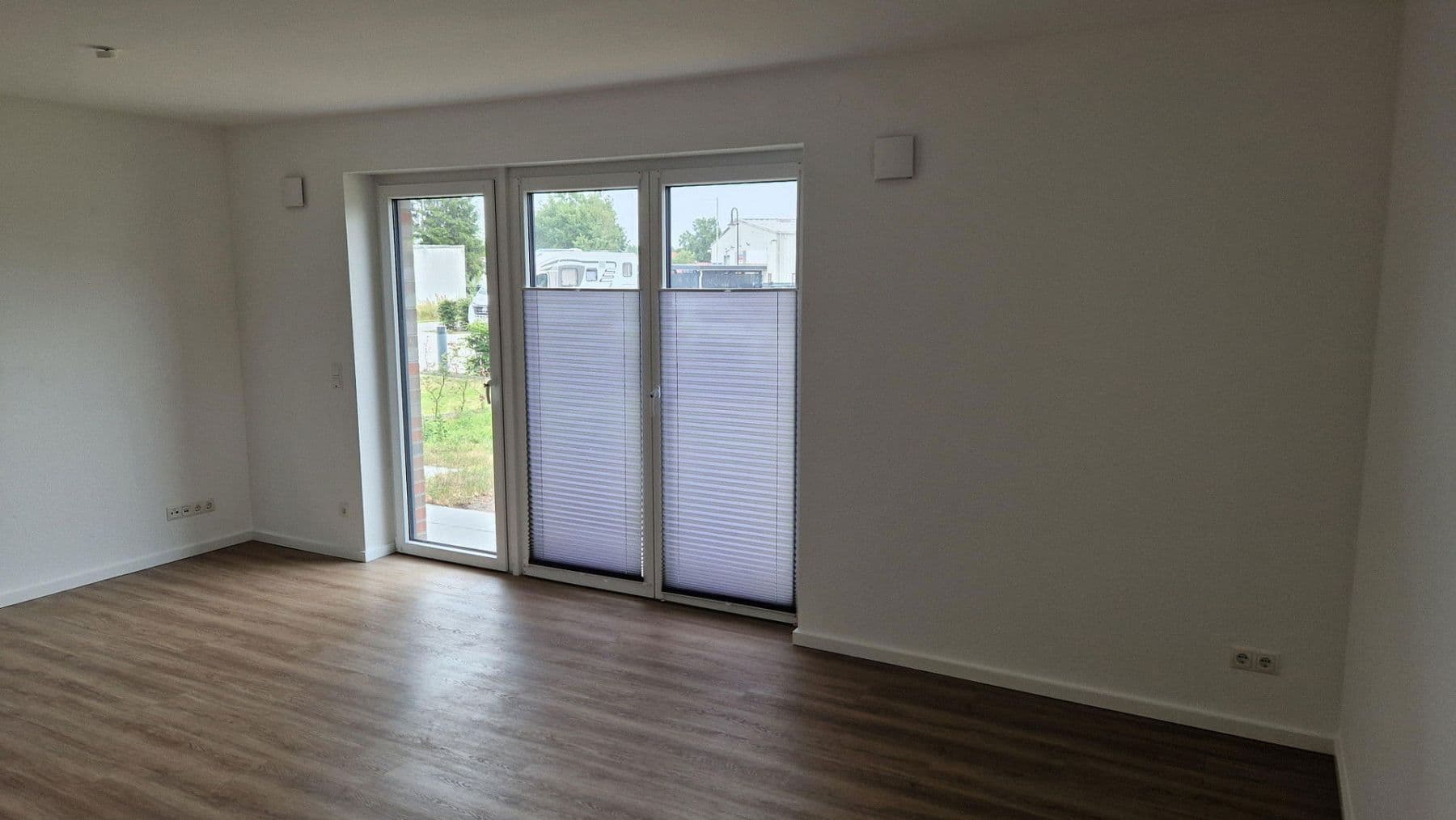 Pronájem bytu 2+1 66 m², Kurzer Weg 10, Bardowick, Dolní Sasko Pronájem bytu 2+1 66 m², Kurzer Weg 10, Bardowick, Dolní Sasko