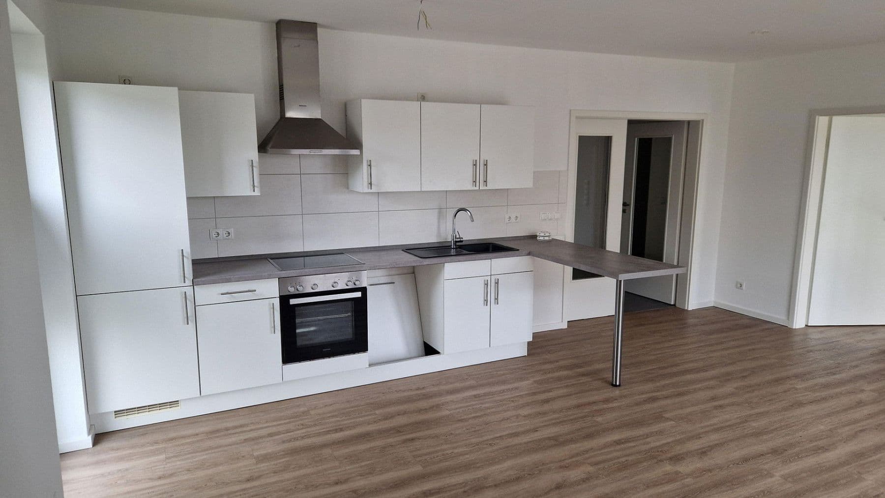 Pronájem bytu 2+1 66 m², Kurzer Weg 10, Bardowick, Dolní Sasko Pronájem bytu 2+1 66 m², Kurzer Weg 10, Bardowick, Dolní Sasko