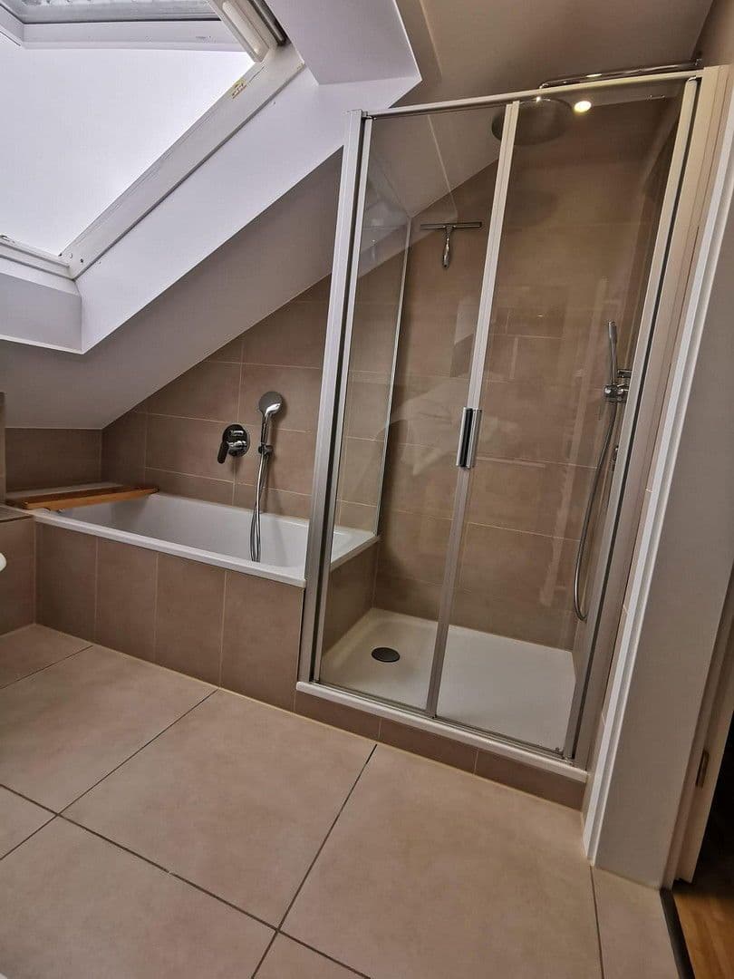 Prodej bytu 3+1 75 m², Sandhausen, Bádensko-Württembersko Prodej bytu 3+1 75 m², Sandhausen, Bádensko-Württembersko