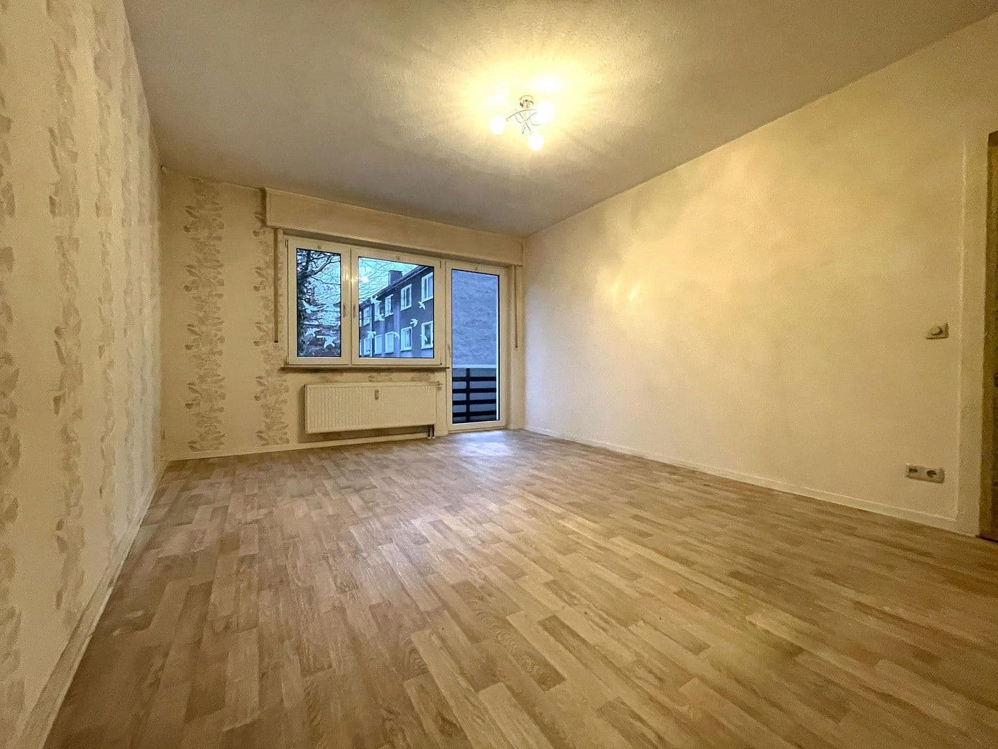 Pronájem bytu 2+1 53 m², Dellwiger Str. 31, Essen, Severní Porýní-Vestfálsko Pronájem bytu 2+1 53 m², Dellwiger Str. 31, Essen, Severní Porýní-Vestfálsko