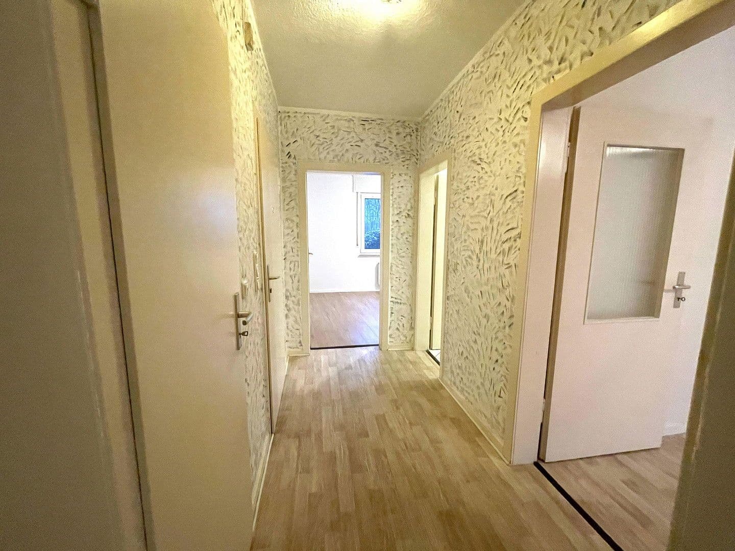 Pronájem bytu 2+1 53 m², Dellwiger Str. 31, Essen, Severní Porýní-Vestfálsko Pronájem bytu 2+1 53 m², Dellwiger Str. 31, Essen, Severní Porýní-Vestfálsko