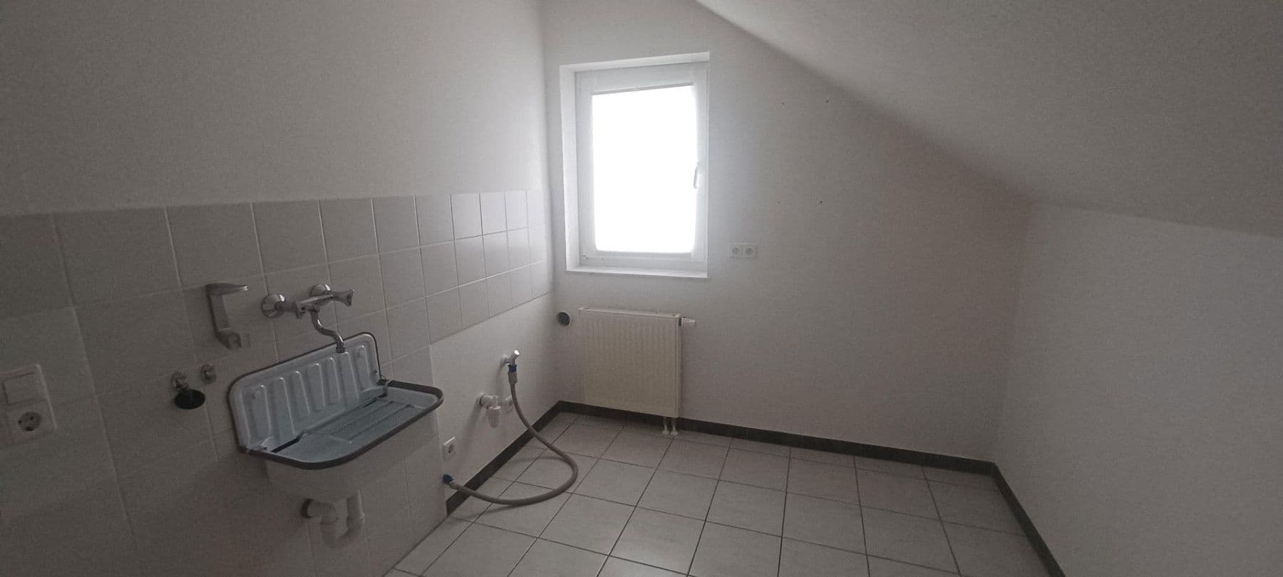 Pronájem bytu 4+1 137 m², Balingen, Bádensko-Württembersko Pronájem bytu 4+1 137 m², Balingen, Bádensko-Württembersko