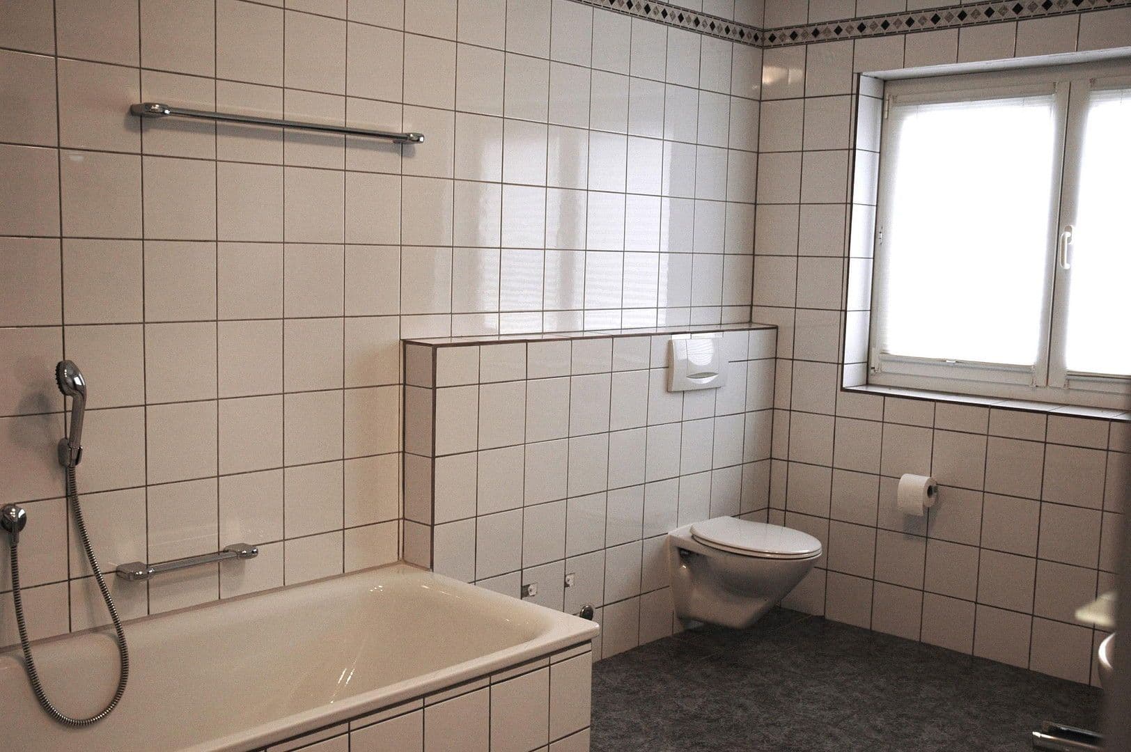 Pronájem bytu 4+1 137 m², Balingen, Bádensko-Württembersko Pronájem bytu 4+1 137 m², Balingen, Bádensko-Württembersko