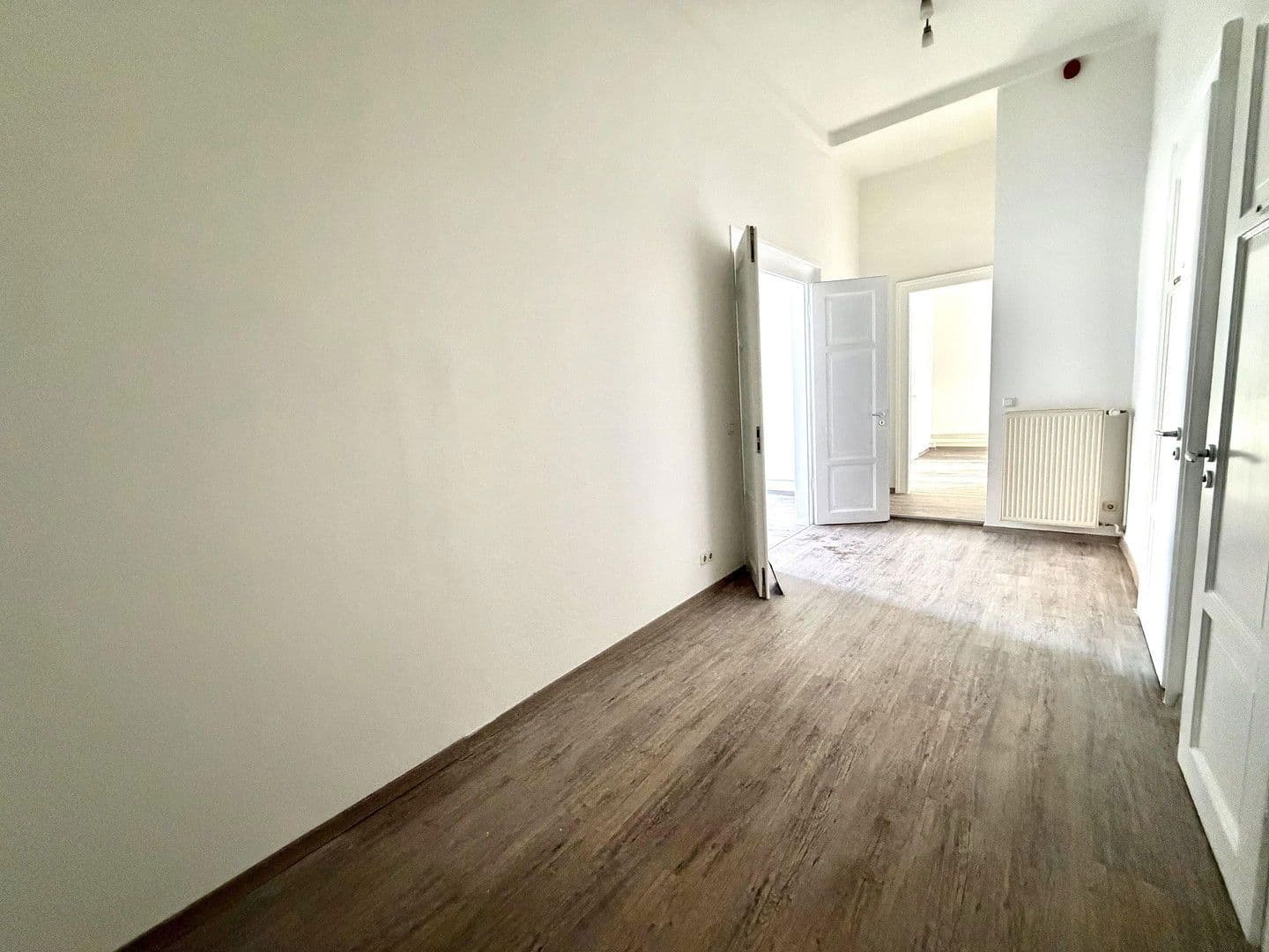 Pronájem bytu 3+1 95 m², Lisztstraße 21, Weimar, Durynsko Pronájem bytu 3+1 95 m², Lisztstraße 21, Weimar, Durynsko