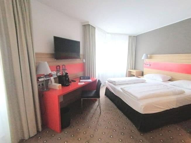 Pronájem bytu 1+1 33 m², Voltastraße 32, Frankfurt am Main, Hessen Pronájem bytu 1+1 33 m², Voltastraße 32, Frankfurt am Main, Hessen