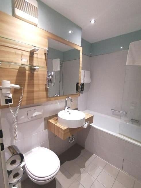 Pronájem bytu 1+1 33 m², Voltastraße 32, Frankfurt am Main, Hessen Pronájem bytu 1+1 33 m², Voltastraße 32, Frankfurt am Main, Hessen