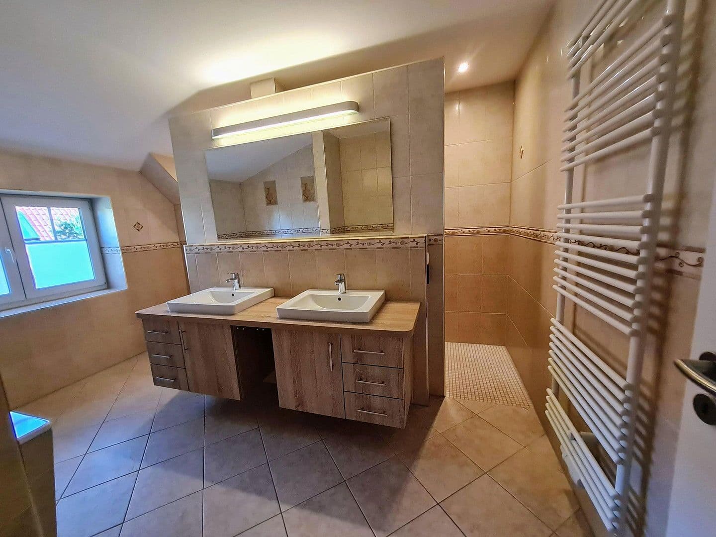 Prodej domu 151 m², pozemek 350 m², Hamburg, Hamburg Prodej domu 151 m², pozemek 350 m², Hamburg, Hamburg