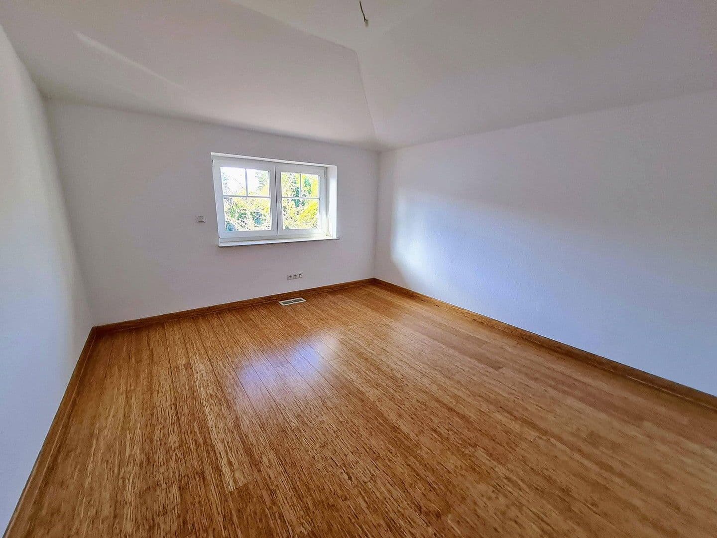 Prodej domu 151 m², pozemek 350 m², Hamburg, Hamburg Prodej domu 151 m², pozemek 350 m², Hamburg, Hamburg