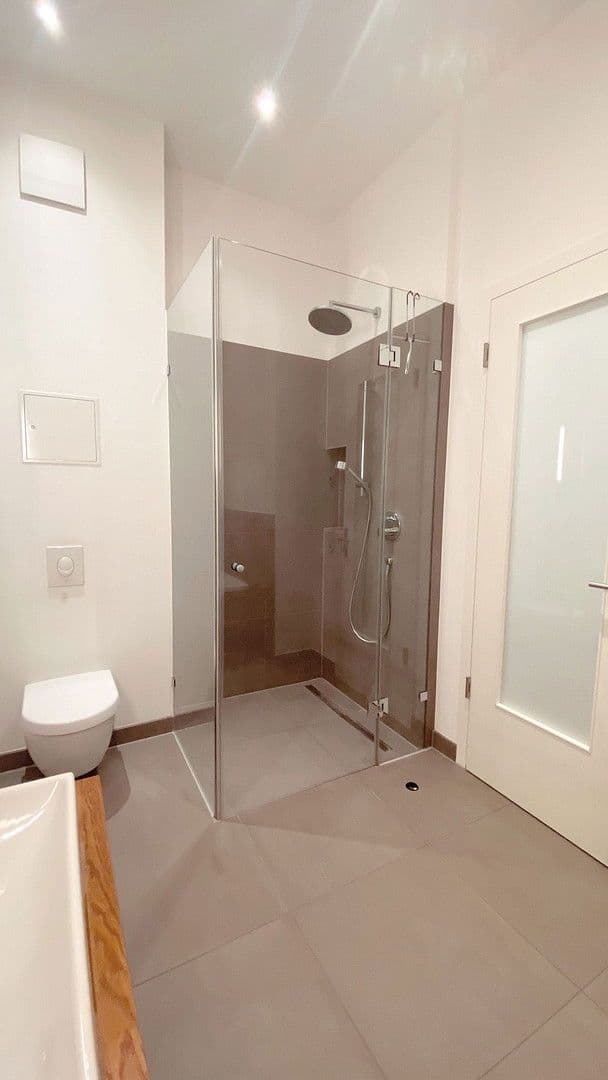 Pronájem bytu 2+1 67 m², Berlin, Berlín Pronájem bytu 2+1 67 m², Berlin, Berlín