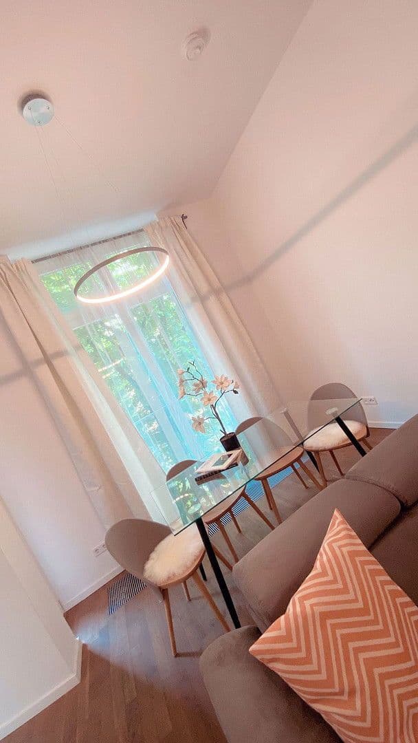 Pronájem bytu 2+1 67 m², Berlin, Berlín Pronájem bytu 2+1 67 m², Berlin, Berlín