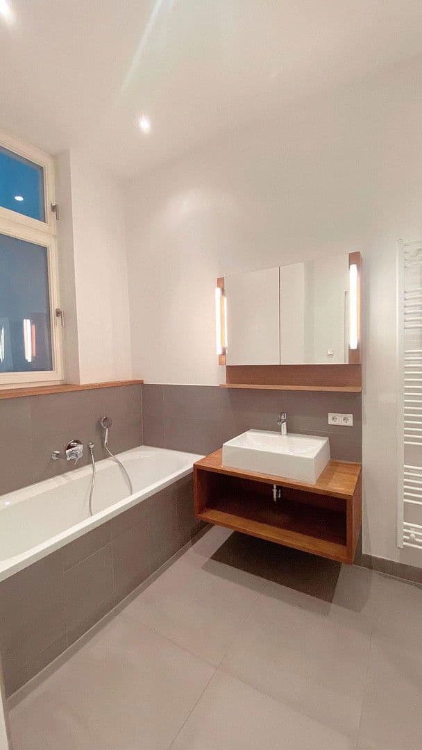 Pronájem bytu 2+1 67 m², Berlin, Berlín Pronájem bytu 2+1 67 m², Berlin, Berlín