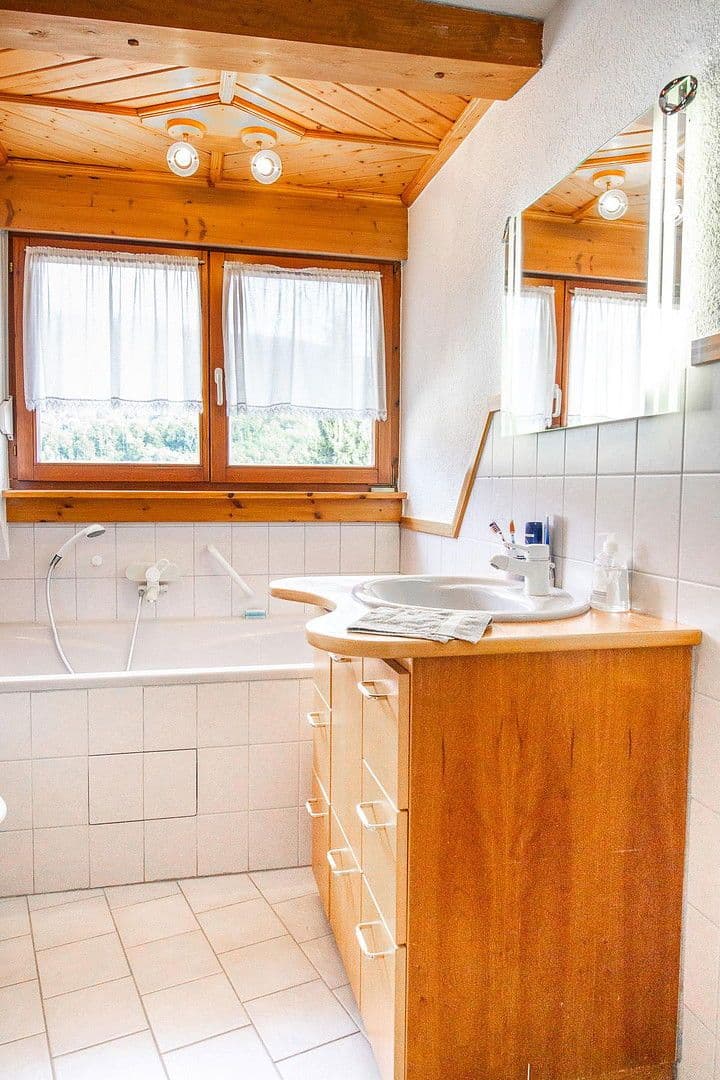 Pronájem bytu 2+kk 90 m², Wehr, Bádensko-Württembersko Pronájem bytu 2+kk 90 m², Wehr, Bádensko-Württembersko